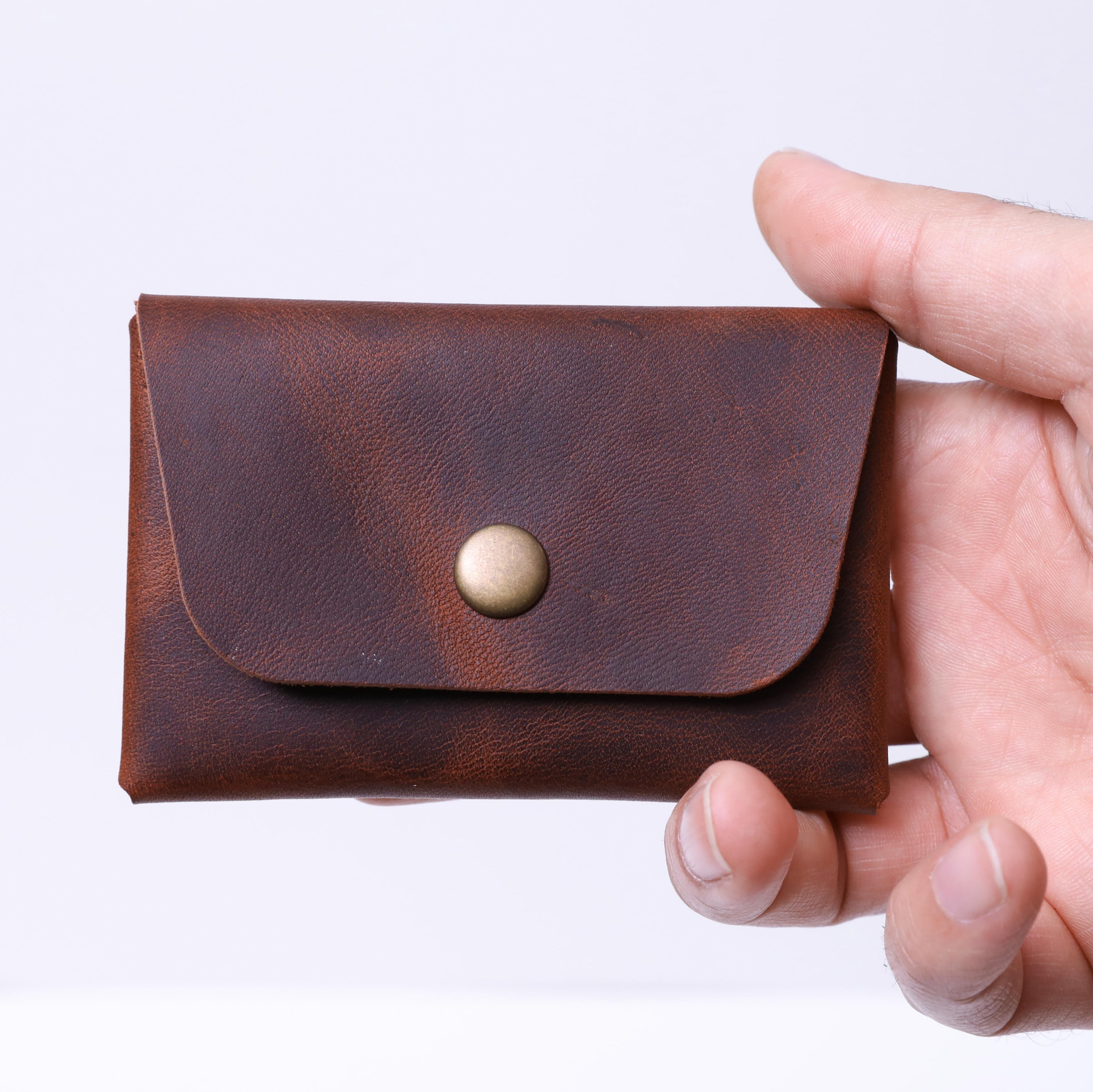 Dikişsiz Deri Kartlık