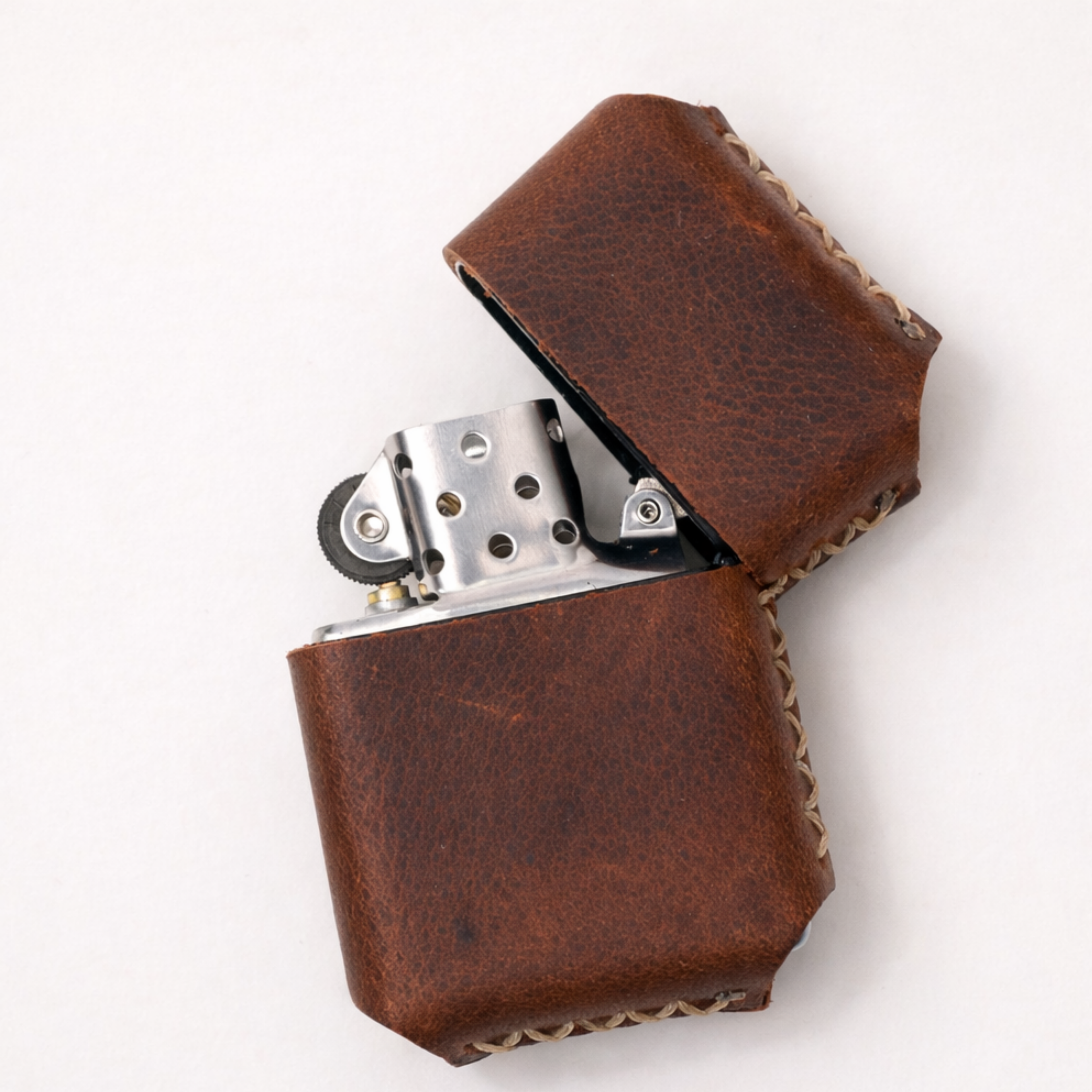 Deri Kılıflı Benzinli Çakmak